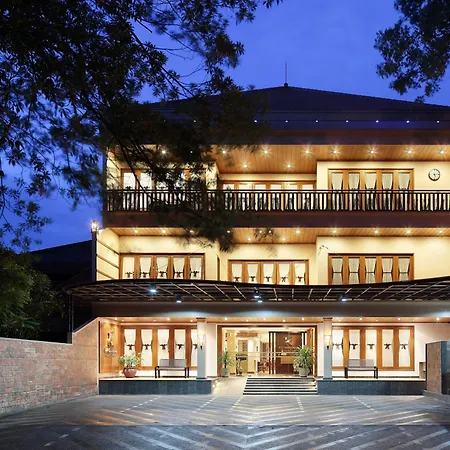 Kertanegara Premium Guest House-2